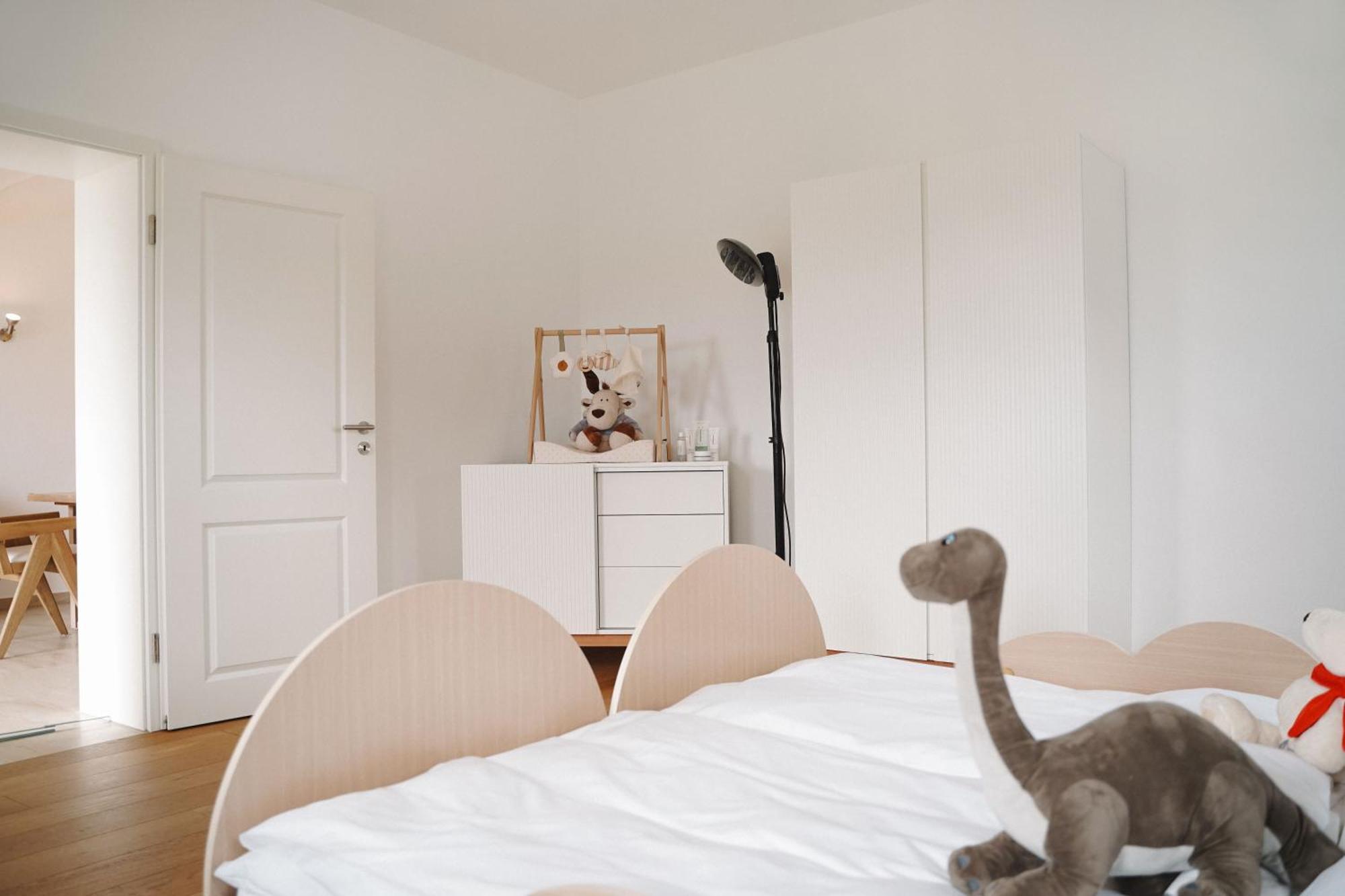 Black Horse Family Apartment - Barrierearm - Pfotenglueck - Familienzeit By Loewenherz Homes Stephanskirchen Luaran gambar