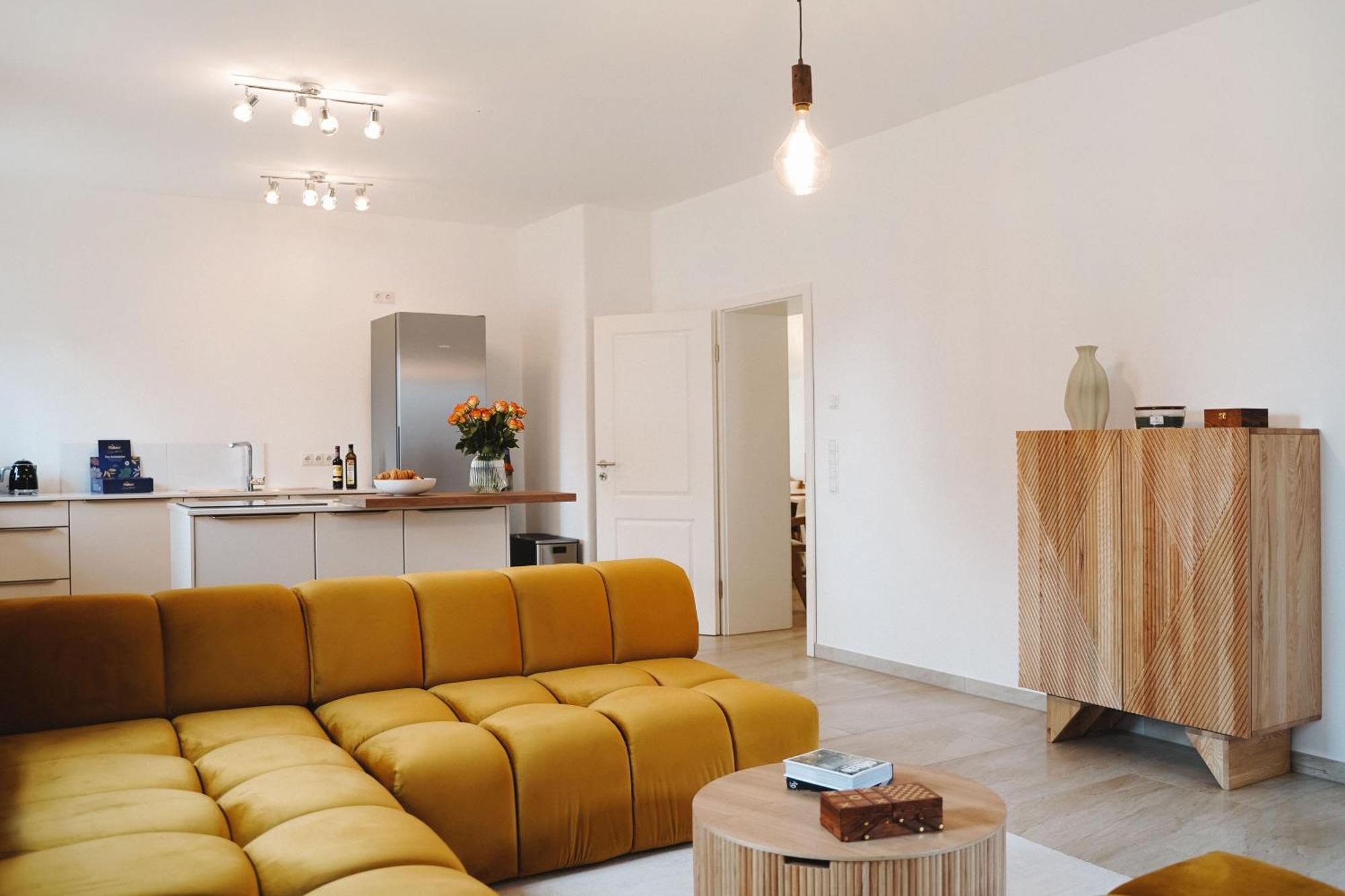 Black Horse Family Apartment - Barrierearm - Pfotenglueck - Familienzeit By Loewenherz Homes Stephanskirchen Luaran gambar