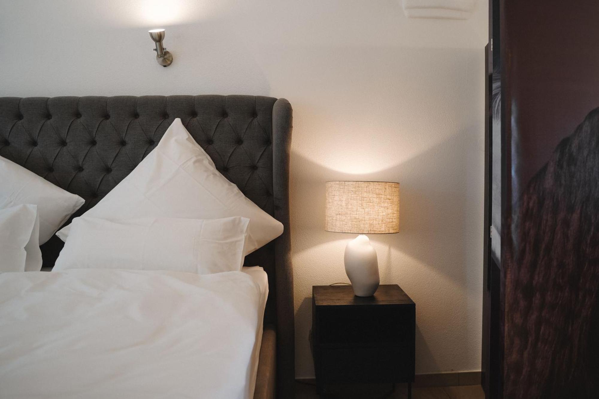 Black Horse Family Apartment - Barrierearm - Pfotenglueck - Familienzeit By Loewenherz Homes Stephanskirchen Luaran gambar