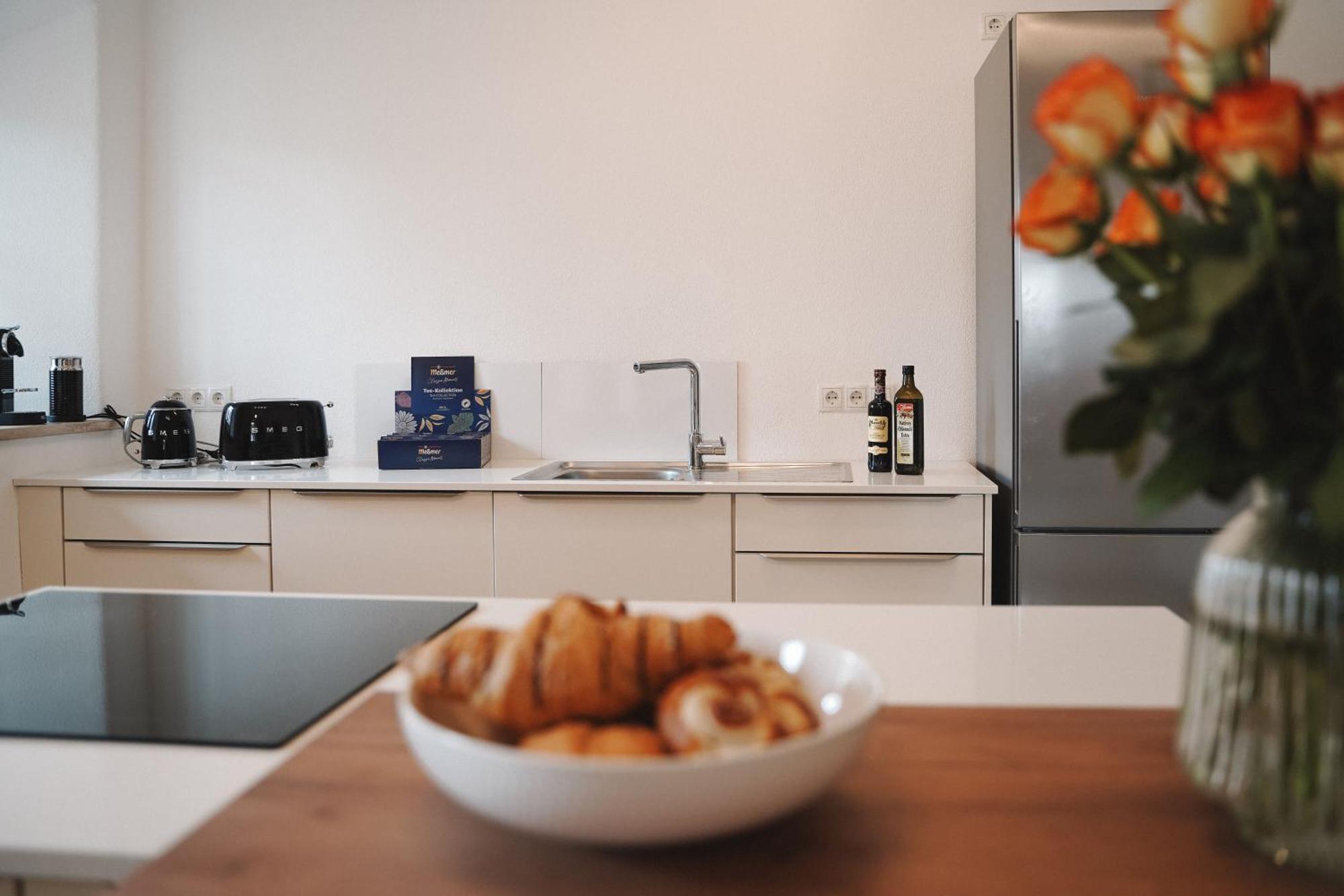 Black Horse Family Apartment - Barrierearm - Pfotenglueck - Familienzeit By Loewenherz Homes Stephanskirchen Luaran gambar