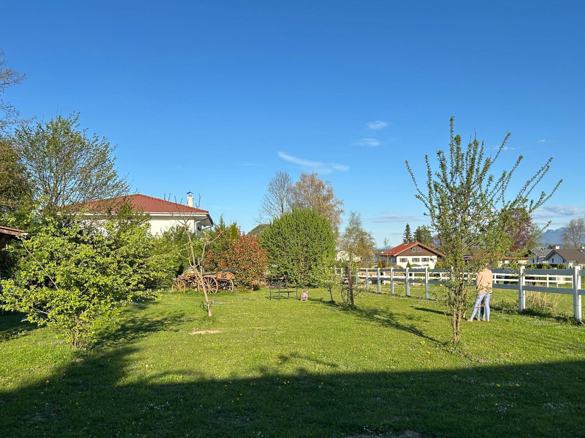 Black Horse Family Apartment - Barrierearm - Pfotenglueck - Familienzeit By Loewenherz Homes Stephanskirchen Luaran gambar
